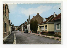 Hondschoote Rue De Furnes. Edit Cim N° CC146-15  Citroen 2cv  - Hondshoote