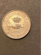 MARIAGE A COMPIEGNE DE LEOPOLD Ier ET DE LOUISE D’ORLÉANS 1832 Belgique France Médaille Argent Graveur: P. Hart - Adel