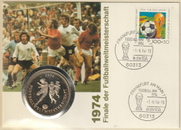 A 760) BRD 1994 Mi# 1718 SoSt Frankfurt Fußball-WM In USA; Medaille Zeigt Gewinn Der WM 1974 - 1994 – Verenigde Staten