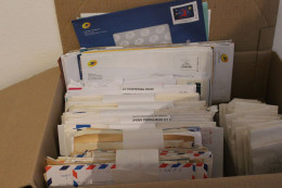 Lot De Timbres Et Courrier De Toute Provenance - Kilowaar (min. 1000 Zegels)