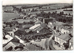 BULGNEVILLE - La Place Du Monument . En Avion Au Dessus De... Edit Lapie. 4 Points De Colle Au Dos - Bulgneville