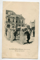 79 LA MOTHE SAINT HERAYE  Mariage Des Rosieres Cortège Place De La Mairie  1905 Timb Photo J Robuchon  340 Bis  D05 2023 - La Mothe Saint Heray