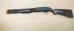 Vintage TOY GUN : GONHER FALCON 106 RIOT SHOTGUN  L=80cm - Spain - 19??s - Keywords : Cap - Cork - Rifle - Armes Neutralisées
