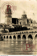 Salamanca Puente Romano Y Catedral Castilla Y León. España Spain - Salamanca