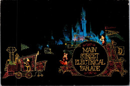 31-12-2023 (3 W 17) USA - Disneyland - Main Street Electrical Parade - Disneyland