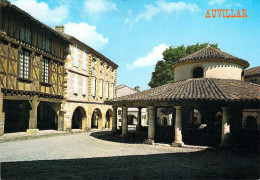 82 - Auvillar - La Halle Et Vieille Maison à Colombage - Auvillar