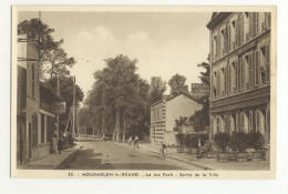 51/CPA A - Mourmelon Le Grand - La Rue Foch - Sortie De La Ville - Mourmelon Le Grand