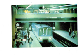 Cpm - Quebec > Montréal - Le Métro Construit En 1967 - Animation Bagages - La Baie - ATWATER - Ent Caroussel 11 - Montreal