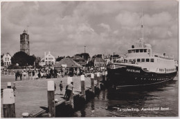 West-Terschelling; Aankomst Veerboot De Friesland - Gelopen. (P.C. Rijf - Midsland) - Terschelling