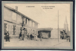 CPA (51) VILLE-sur-TOURBE - Aspect De La Gendarmerie Et De La Grande Rue Au Début Du Siècle - Ville-sur-Tourbe