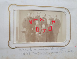 Photo 1871 Conseil Municipal St Germain En Laye Maire Louis Victor Moisson Tirage Albuminé G. PENABERT Albumen Print - Personnes Identifiées