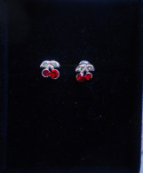 Petites Boucles D'oreilles Fille - Earrings