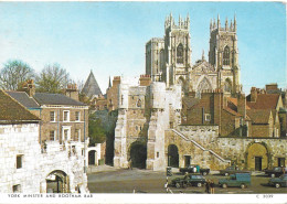 YORK MINSTER AND BOOTHAM BAR, YORK, YORKSHIRE, ENGLAND. UNUSED POSTCARD   Hold 9 - York