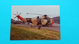 HELICOPTER () Helikopter > Leger MATERIAAL ( Zie / Voir > SCAN ) GEEN Negatief In Bezit ( Blanco Rug ) ! - Aviación
