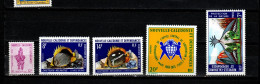 NOUVELLE CALEDONIE ANNEES 1973-1974  COMPLETES 386/390 LUXE NEUF SANS CHARNIERE - Années Complètes