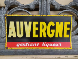 Ancienne Plaque Tôle Auvergne Gentiane Liqueur - Drank & Bier