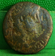 MONNAIE ROMAINE DUPONDIUS  MARC AURELE ,, MARCUS AURELIUS ROMAN COIN - La Dinastia Antonina (96 / 192)