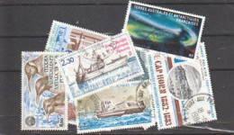 BEAU LOT DE 12 TIMBRES OBLITÉRÉS ANTARCTIQUE FRANCAIS (TAAF) Tous Differents, 1 ère Qualité. Lot # 4 - Mezclas (max 999 Sellos)