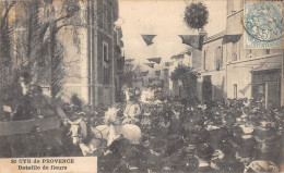 CPA 83 SAINT CYR DE PROVENCE / BATAILLE DE FLEURS / Cliché Rare - Saint-Cyr-sur-Mer