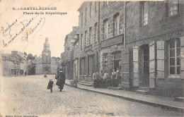 PIE-23-GOLL. 7739 : CHATELAUDREN. PLACE DE LA REPUBLIQUE - Châtelaudren