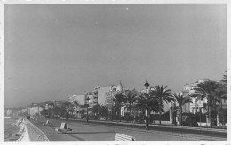 Carte Photo NICE-NIZZA-06-Alpes Maritimes - Promenade Des Anglais - Cafés, Hotels, Restaurants