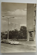 Suhl In Thüringen, Hochhaus, Autos, Wartburg 311, DDR, 1967 - Suhl