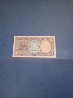 EGITTO-P189a 10Pi 1998-2002 UNC - Egypt