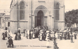 FRANCE - Le Vesinet - La Premiere Communion - Animé - Carte Postale Ancienne - Le Vésinet