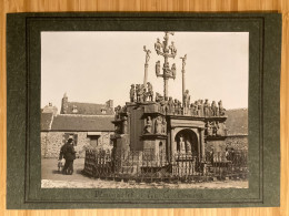 Plougastel - Photo Ancienne - Place Et Le Calvaire - Villageois - Format Photo 17,5x22 Cm - Plougastel-Daoulas