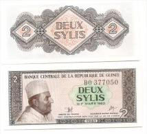 Guinea P21a, 2 Sylis, King Mohammed Of Morocco - Guinée