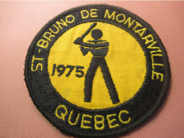 SPORT/Base-Ball/ Ecusson Tissu Ancien /QUEBEC/ST-Bruno De Montarville /1975           ET619 - Scudetti In Tela