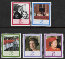 FIJI 1986  60th BIRTHDAY  " QUEEN ELIZABETH II " SET MNH - Fidji (1970-...)