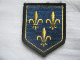 ECUSSON DE BRAS GEND. CGDRP (Cdt Gendarmerie Départementale Région Parisienne) SCRATCH AU DOS ETAT SUP - Police