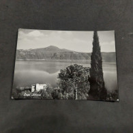 Cartolina 1955. Albano Laziale. Lago Albano. Viaggiata. Condizioni Eccellenti. - Mehransichten, Panoramakarten