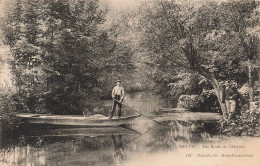 FRANCE - Melun - Les Bords De L'Almont - Homme Dans Une Barque - Carte Postale Ancienne - Melun