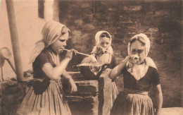 PAYS BAS - Zeeland - Bellen Blazen - Petites Filles Avec Des Bulles De Savon - Carte Postale Ancienne - Andere & Zonder Classificatie