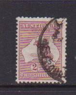 AUSTRALIA    1929    2/- Maroon    Wmk  W7        USED - Used Stamps