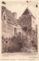 St Cybranet * Un Coin Du Village , Vieille Maison Et Son Pigeonnier - Other & Unclassified