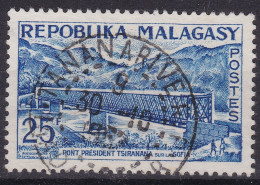 REPOBLIKA MALAGASY PONT PRESIDENT TSIRANANA - Altri & Non Classificati