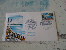 Enveloppe Premier Jour   1970 -  Guadeloupe   Ilet Du Gosier - Collections (sans Albums)