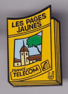 Pin's Les Pages Jaunes France Télécom Réf 8743 - Telecom De Francia