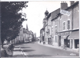 AIGUEPERSE- LA GRANDE RUE- CAFE DE LA POSTE- BOUCHERIE-CHARCUTERIE- CIM AC 633290 - Aigueperse