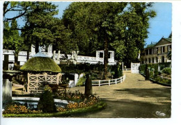 CPSM  Dentelée 10.5 X 15 Gers  BARBOTAN-LES-THERMES  Entrée Du Parc - Barbotan