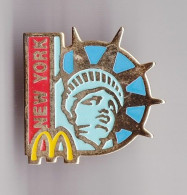 Pin's McDonald's New York Statue De La Libertée Réf 7224 - McDonald's