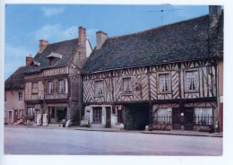 DANGEAU HOTEL SAINT JACQUES POMPES ESSENCE TOTAL 1975 - Autres & Non Classés