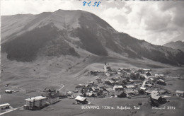 E1699) BERWANG 1336m - Außerfern -  FOTO AK - Wiesen Straße Kirche Häuser ALT - Berwang