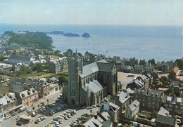 Cancale * Vue Aérienne Sur La Place De L'église - Cancale