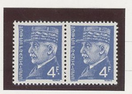 VARIÉTÉ - N° 521A  N** PAIRE - PETAIN 4 F BLEU  -TIMBRE DE GAUCHE  : POINT BLANC DERIÈRE  LE 4 - - Ungebraucht