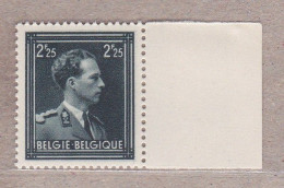 1943 Nr 644** Zonder Scharnier,zegel Uit Reeks Leopold III. - 1936-1957 Open Kraag