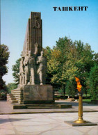 TASHKENT   ( OUZBEKISTAN )   MONUMENT TO 14 TURKESTAN COMMISSARS - Usbekistan